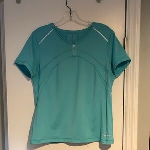 Women’s running shirt